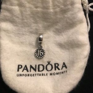 Pandora 16 charm